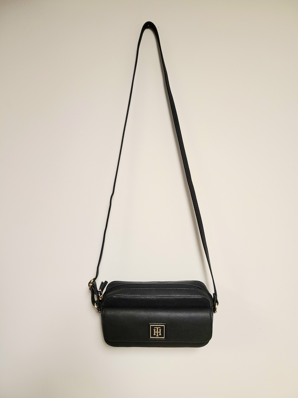 Tommy Hilfiger Lucille II Black Crossbody Bag with Gold Logo